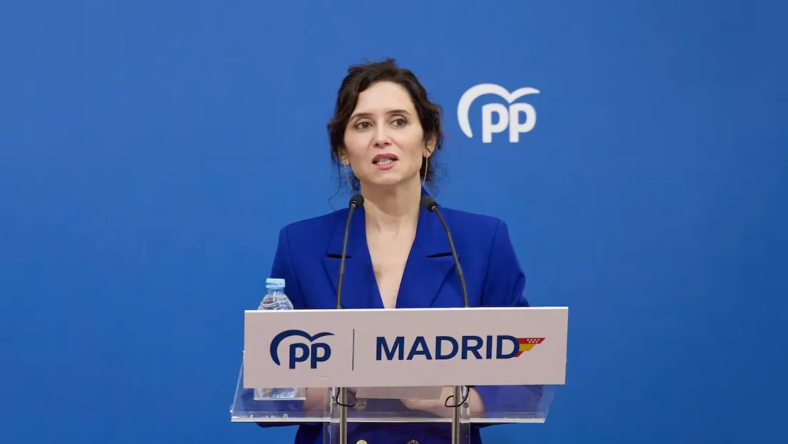 Ayuso considera al alcalde de Fuenlabrada un "ejemplo de persecución" a los menas por su "numerito" en La Cantueña