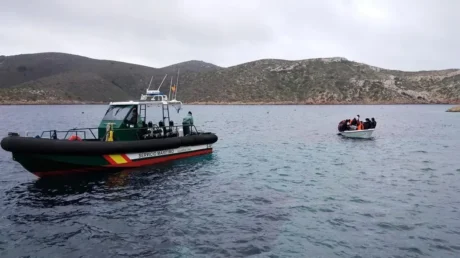 Llegan dos pateras con 38 inmigrantes a bordo a la isla de Cabrera de Baleares - octubre 2024