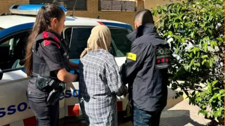 Cuidadora marroquí que robó 47.370 euros a un anciano ha vuelto a robar llevándose joyas de una mujer en Tarragona - octubre 2024