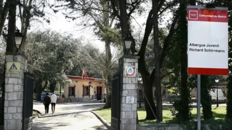 Un mena marroquí intenta robar un móvil en Madrid y es mordido por un perro defensor - octubre 2024