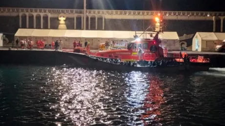 Llega un cayuco a El Hierro con 76 inmigrantes paquistaníes y subsaharianos - octubre 2024