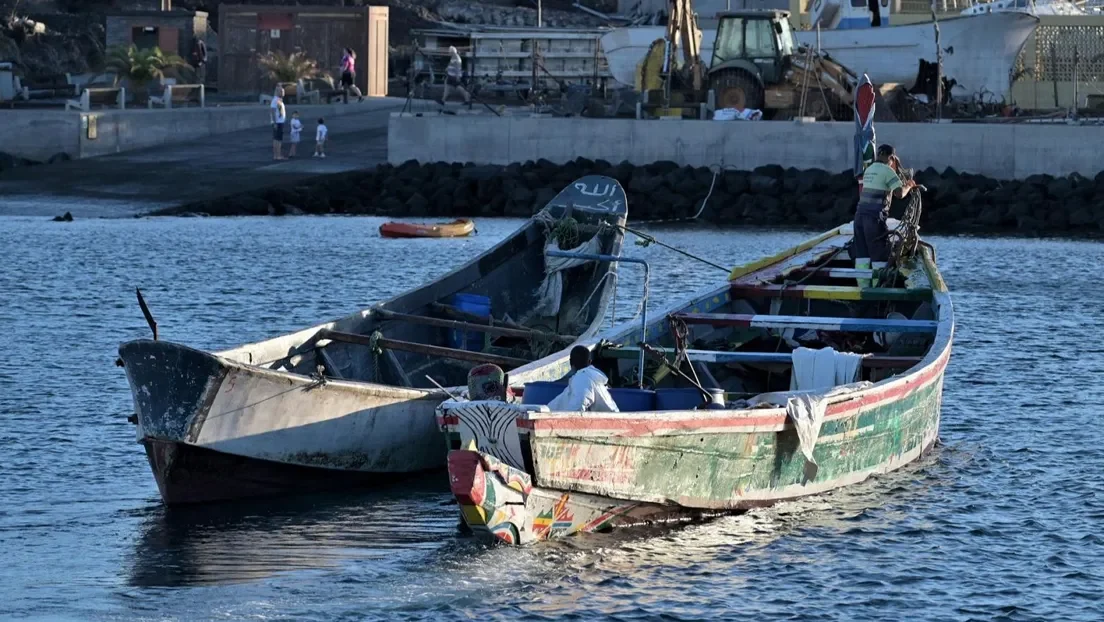 Once cayucos con un total de 752 inmigrantes han arribado a Canarias en seis días