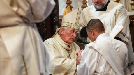 Un inmigrante nigeriano que llegó a España en patera ha sido nombrado sacerdote en la Catedral de Cádiz - octubre 2024