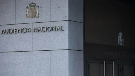 Condenan a dos años y medios de cárcel a la saharaui de Menorca acusada de autoadoctrinamiento terrorista - marzo 2025