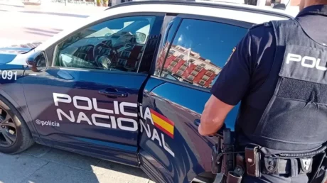 Condenan a un magrebí a 19 años de prisión tras violar e intentar asesinar a una joven en el portal de su vivienda en Almería - enero 2025