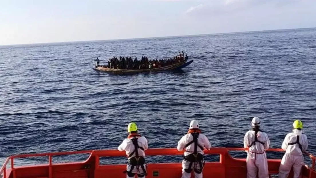 Llega un cayuco con 65 inmigrantes subsaharianos al Puerto de los Cristianos de Tenerife