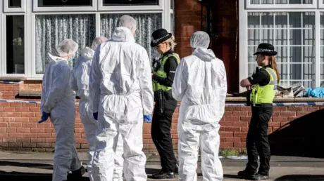 Un musulmán asesina a golpes a su bebé de tres semanas al grito de «Allahu Akbar» en Inglaterra y luego agrede a su esposa y a su suegra - noviembre 2024