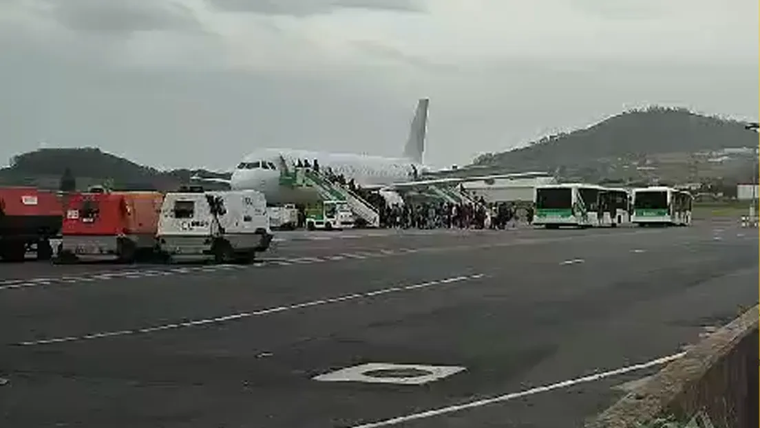 Canarias: Nuevo vuelo cargado de inmigrantes ilegales con destino a la Península