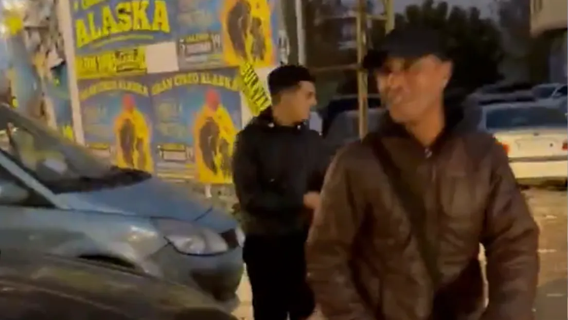 Marroquíes extorsionan pidiendo dinero y amenazando con romperles el coche a los clientes que quieren aparcar en un parking público frente a El Corte Inglés de Valencia