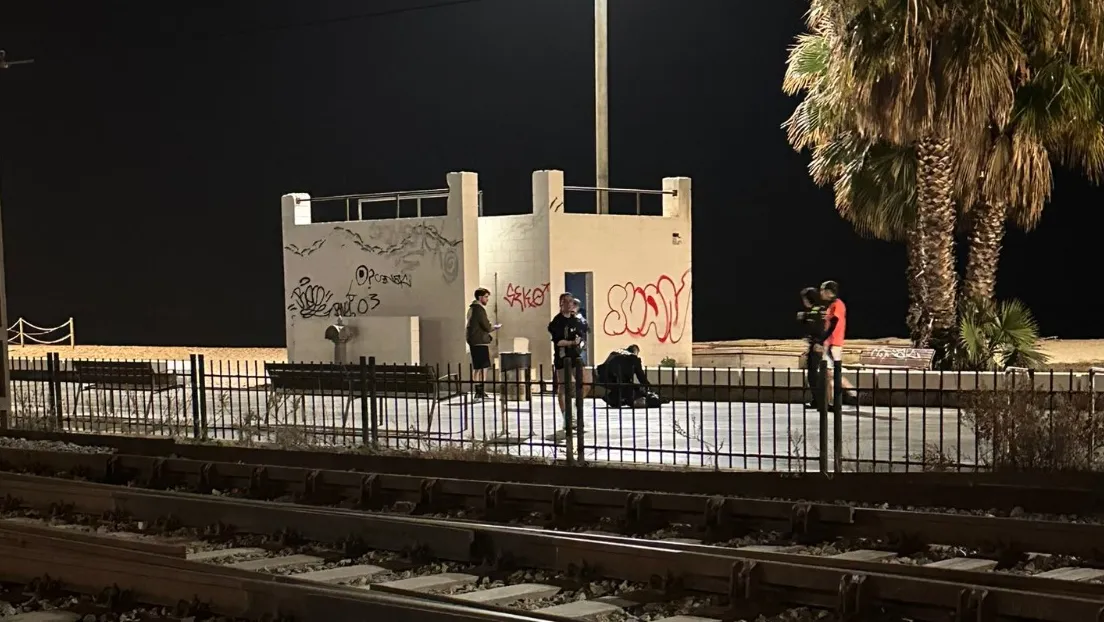 La Guardia Urbana ha detenido en Badalona a un individuo que amenazaba con un cuchillo a los viandantes al grito de «Allahu Akbar»