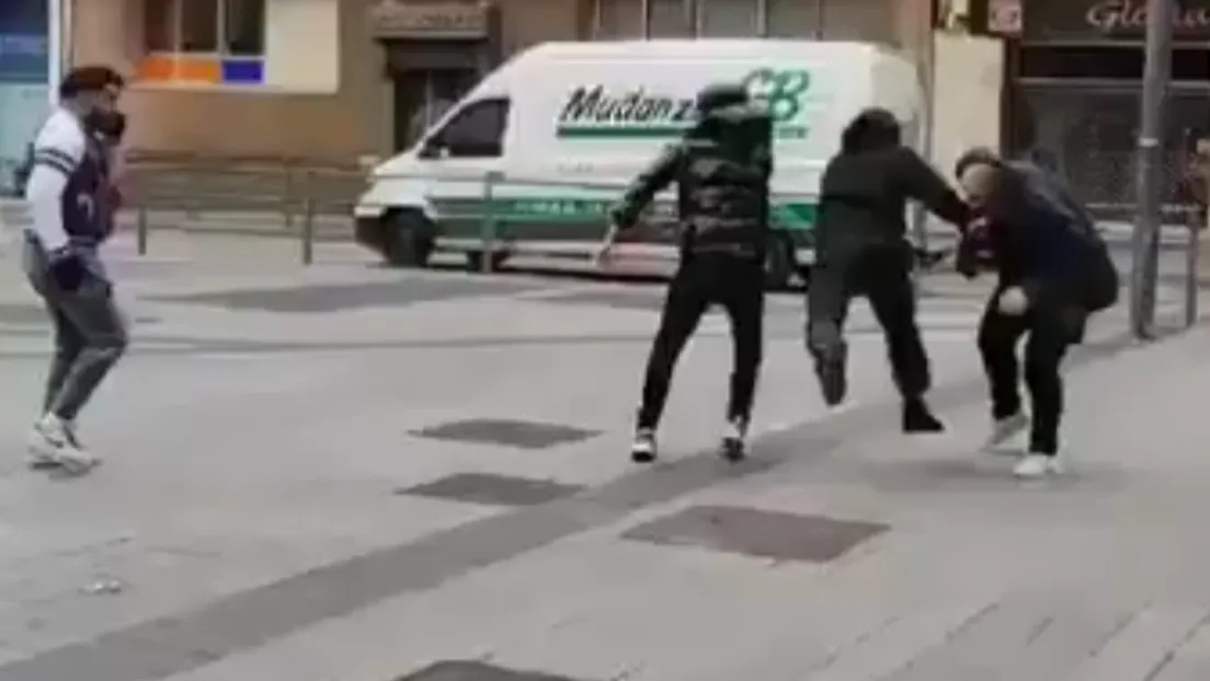 Un grupo de marroquíes atacó a un rumano a plena luz del día en Tarragona