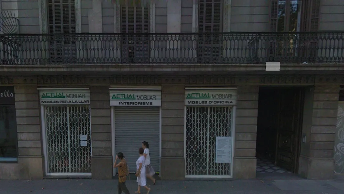 Un argelino roba un reloj de 10.000 euros en el Eixample de Barcelona y acaba detenido por los Mossos d'Esquadra gracias a los viandantes