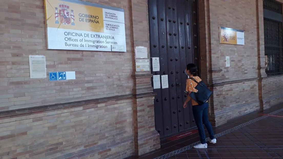 Detenidos 13 marroquíes en Sevilla por falsificar documentos para traer a 30 familiares a España de forma ilegal
