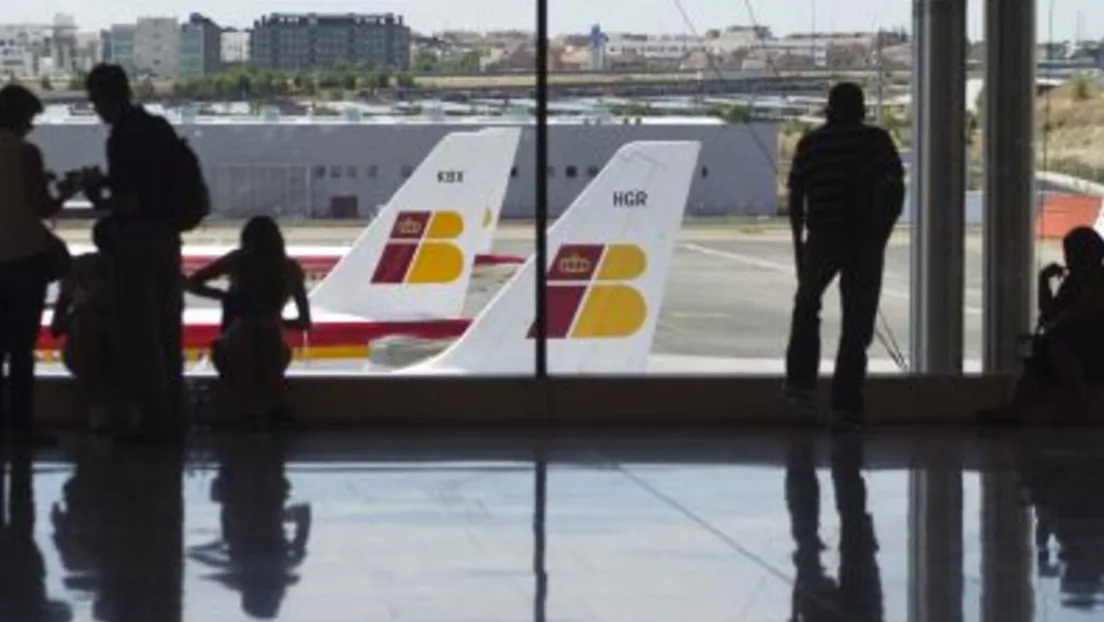 Detenido un mauritano en Alicante por vender su pasaporte a un saharaui para entrar ilegalmente en España desde Barajas (Madrid)