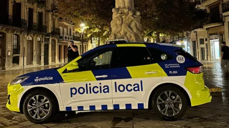 Detenido un ladrón marroquí en Villafranca del Panadés por intentar apuñalar a un agente tras robar un móvil - enero 2025
