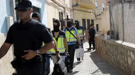 La Policía Nacional arresta a dos yihadistas en Melilla en una nueva operación antiterrorista - enero 2025