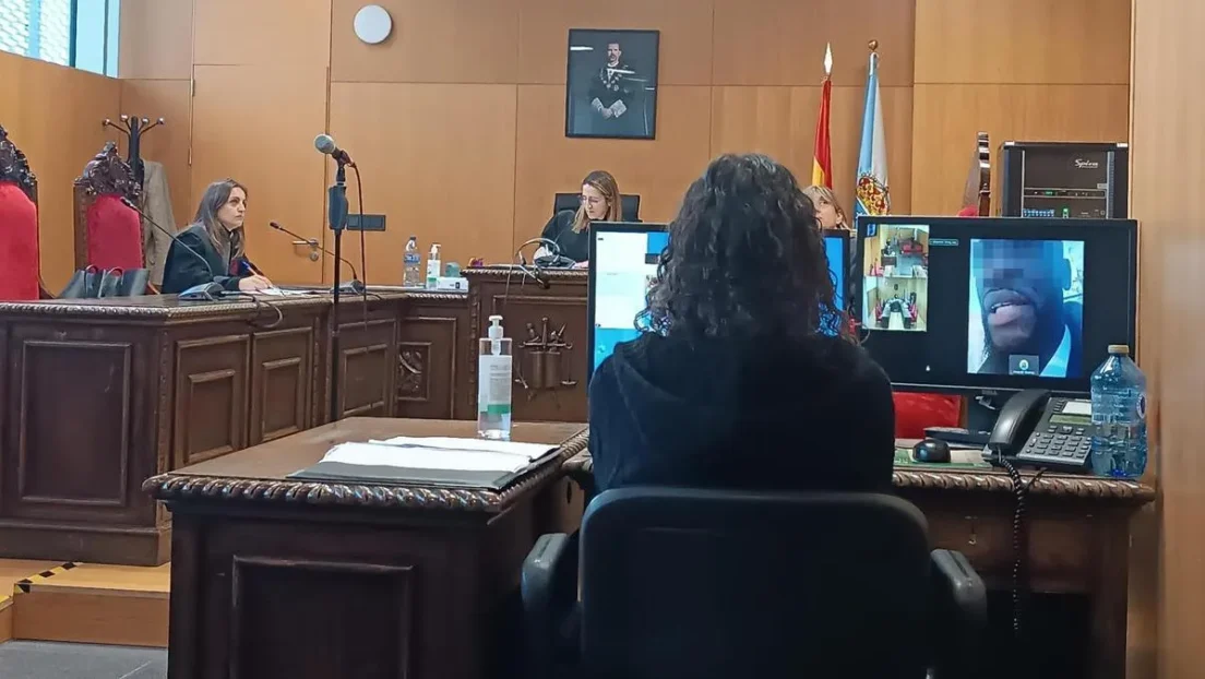Un africano realiza un juicio por videollamada y le dice a la jueza: «Estoy con clientes, ¿puedo llamar en 10 minutos?»