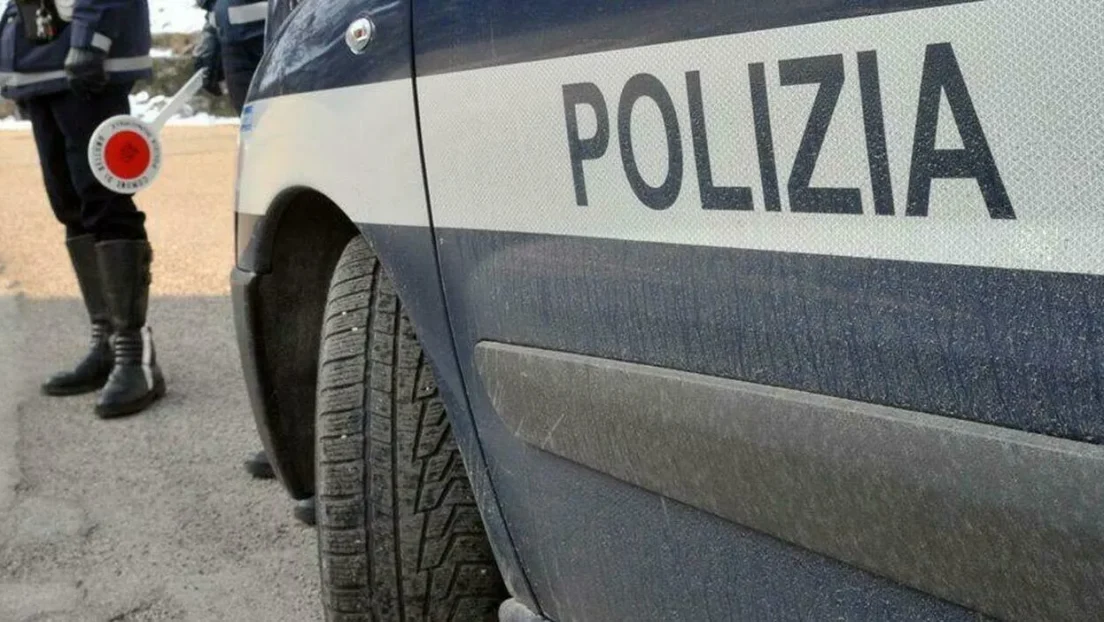 Un marroquí le roba la cadena de oro con violencia a una turista en Italia y se la traga antes de ser detenido