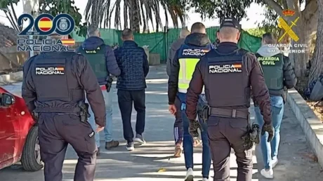 Detienen a 16 ladrones marroquíes y españoles por cometer más de 145 robos en varias provincias de España y llevarse más de un millón de euros - febrero 2025