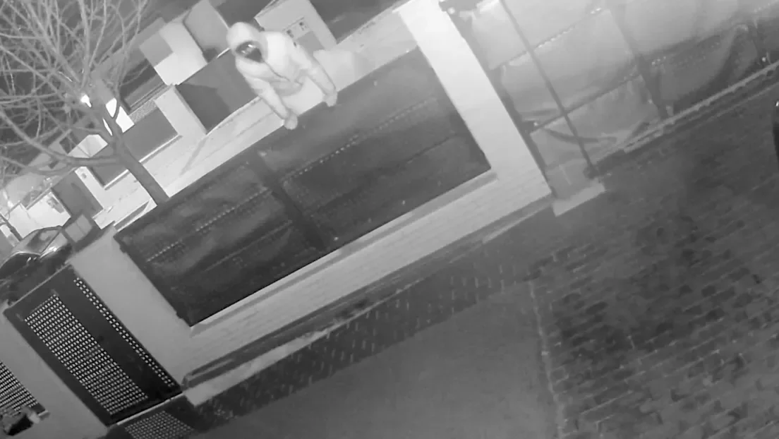 Arrestados dos marroquíes por robar en coches estacionados dentro de 18 viviendas unifamiliares de Madrid en un mes