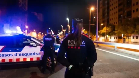 Los Mossos logran detener a dos magrebíes de 20 años que agredieron sexualmente a una joven el pasado enero en el Centro de Barcelona - marzo 2025