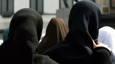 El 80% de los colegios públicos de Barcelona ya ofrecen menús halal o sin cerdo para los musulmanes - abril 2025