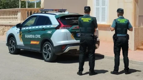 Detenidos tres magrebíes por agredir e intentar asesinar con un cuchillo a otro en Pollensa (Mallorca) - abril 2025