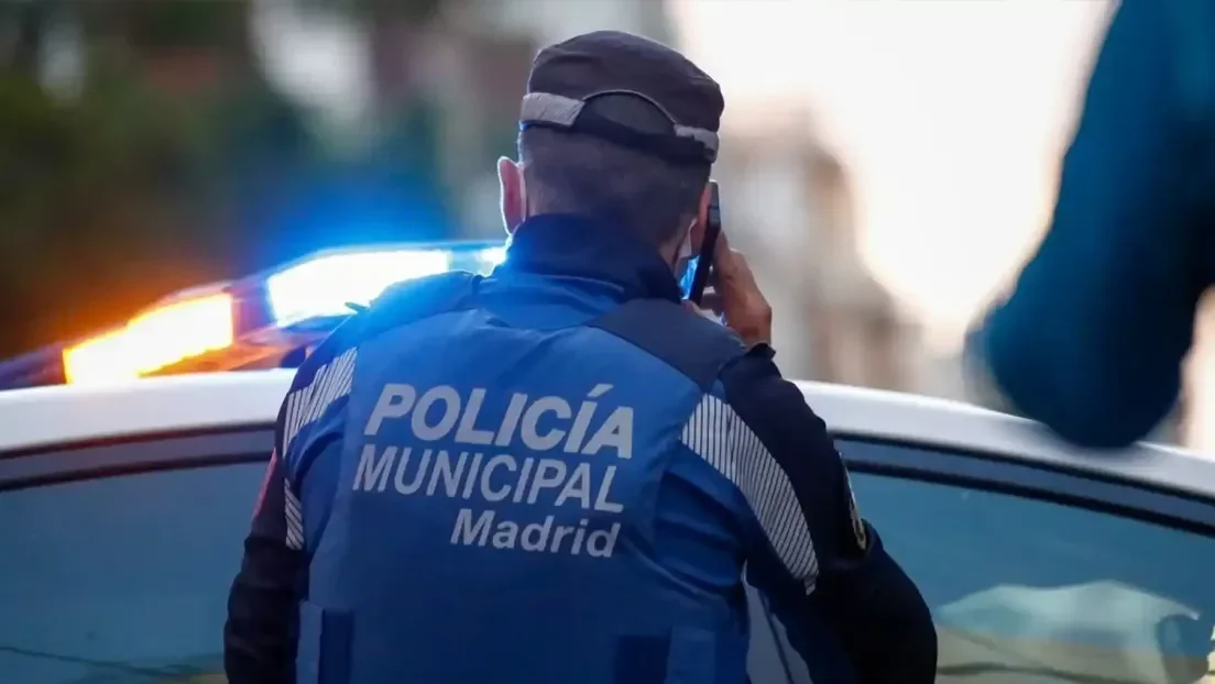 Detenido un marroquí por golpear y amenazar con un machete de 50 centímetros al propietario de un bar en Vallecas