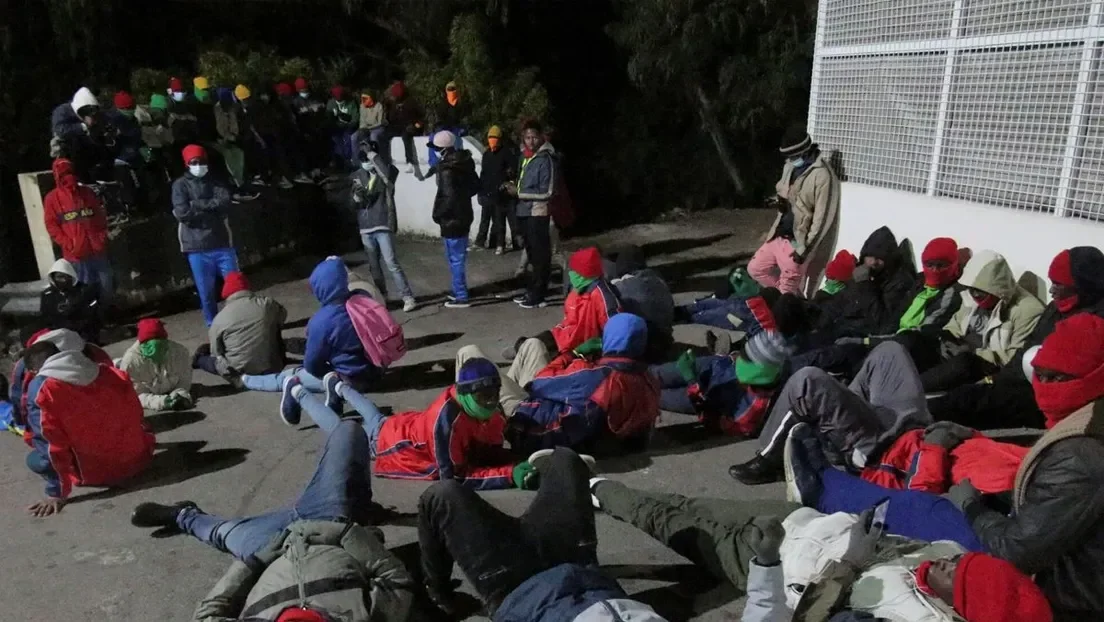 Un inmigrante subsahariano ataca a los trabajadores del CETI de Ceuta y cinco resultan heridos