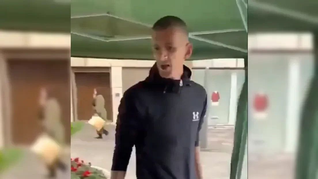 Un musulmán amenaza a miembros de VOX en una carpa informativa en Ceuta: «Aquí no vais a ganar, lo juro por el Corán y por Alá»