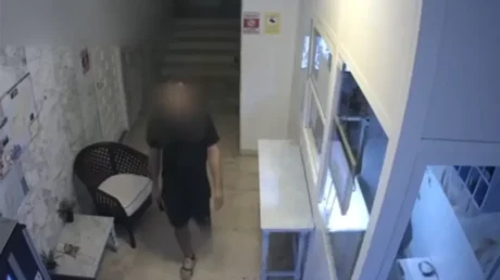 Detenido un ladrón magrebí por cometer múltiples robos en hoteles y comercios en San Antonio Abad (Ibiza) - marzo 2025