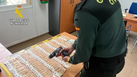 Detenido un marroquí por manipular con un taladro la ruleta de un salón de juegos y llevarse más 8.000 euros en Callosa de Segura (Alicante) - abril 2025