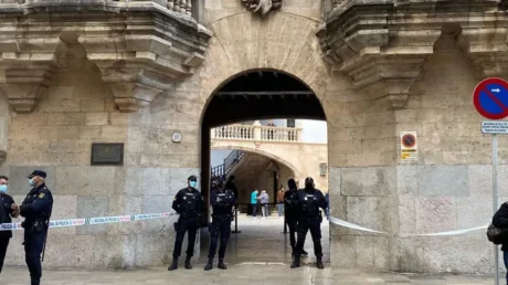 Solicitan seis años de prisión para un argelino por abusar sexualmente de la hija de 11 años de su familia de acogida en Binissalem (Mallorca) - abril 2025