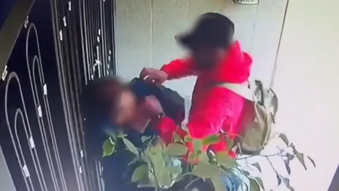 Detenido un marroquí por asaltar con violencia a una anciana de 80 años para robarle la cadena de oro en Hospitalet de Llobregat​​​ (Barcelona)