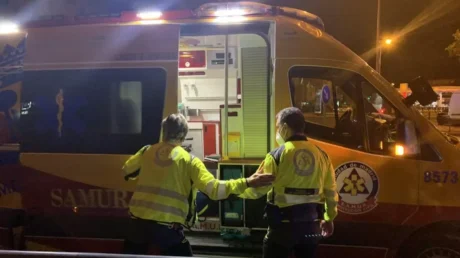 Apuñalan de gravedad a un argelino en la plaza de Tirso de Molina (Madrid) - abril 2025