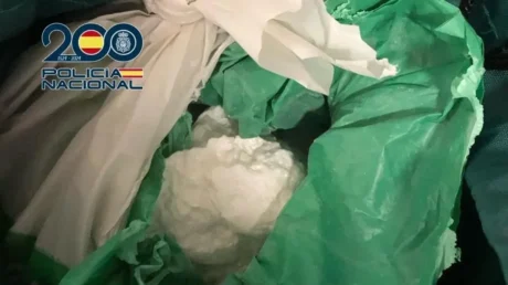 Detenidos un marroquí y un español por lanzar 330 gramos de cocaína desde un vehículo durante una persecución en Murcia - abril 2025