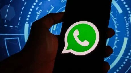 Un senegalés estafó casi 2.000 euros a una mujer en Orense haciéndose pasar por su hija en apuros mediante un mensaje de WhatsApp - abril 2025