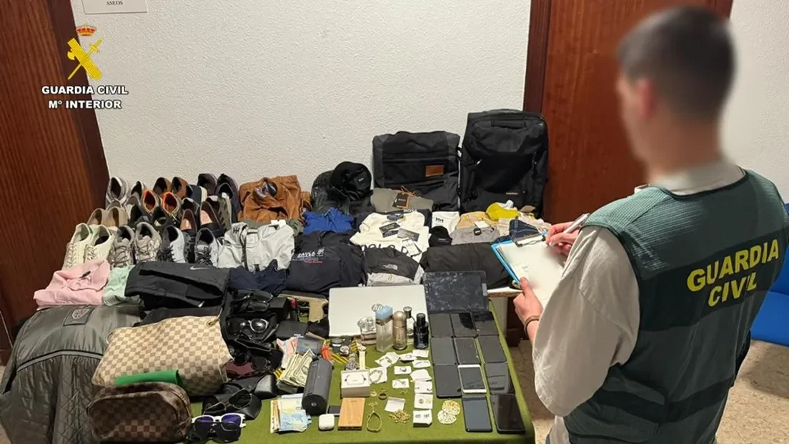 La Guardia Civil desmantela una banda de dos argelinos que perpetró 84 robos con fuerza en viviendas de Jávea (Alicante)