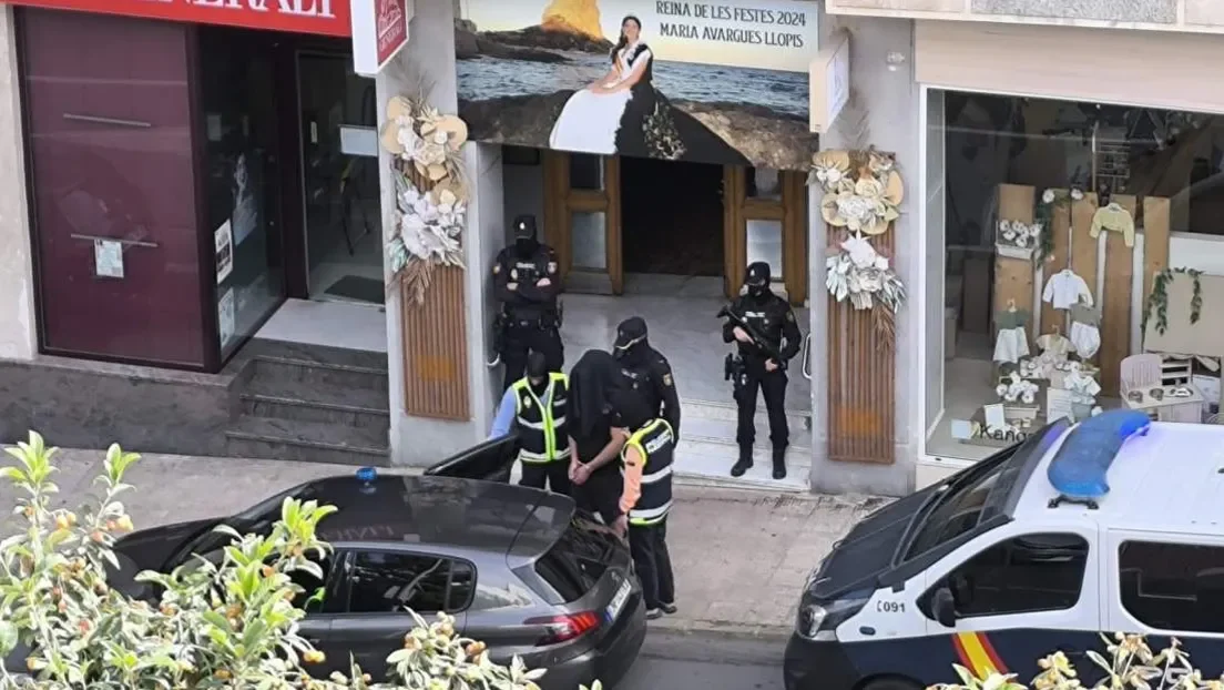 Detenidos dos presuntos yihadistas magrebíes en una operación antiterrorista en Calpe (Alicante)
