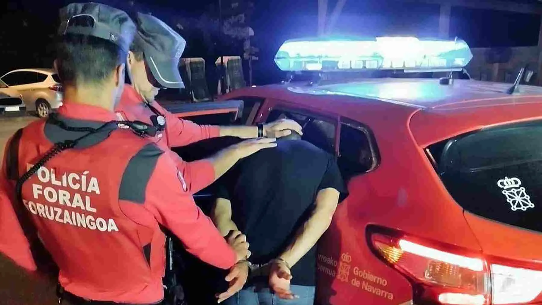 Detenido un argelino en Lerín (Navarra) por amenazar con un cúter a una mujer que se negó a darle un cigarro: «Te voy a rajar la cara»