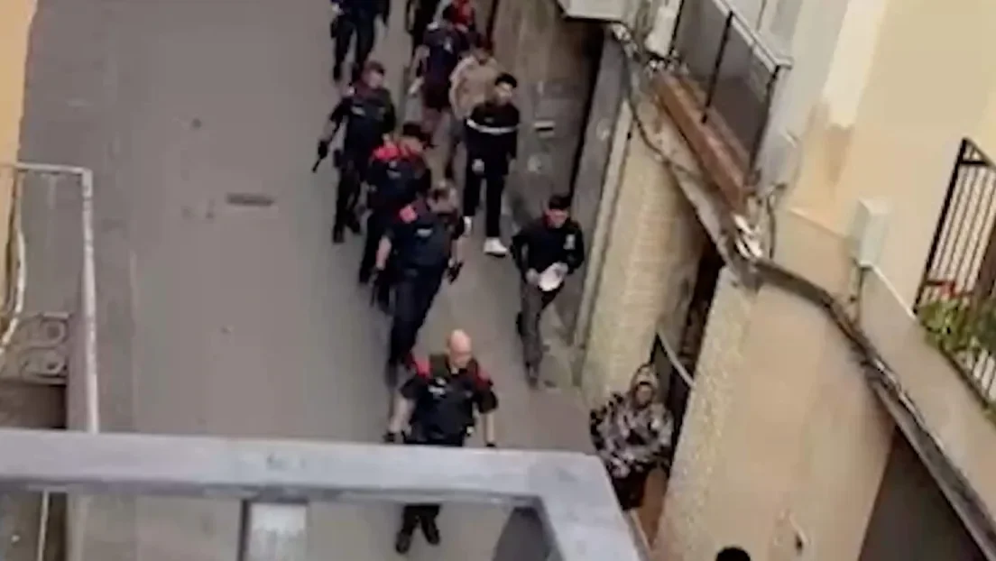 Diez norteafricanos escapan de un centro de menas de Piera (Barcelona) armados con palos y cuchillos para atacar a jóvenes del pueblo