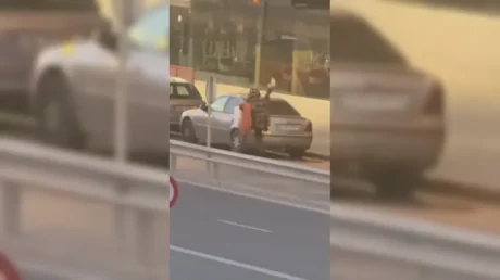 Detenida en Ibiza una mujer africana por destrozar los cristales de una veintena de vehículos estacionados - mayo 2025
