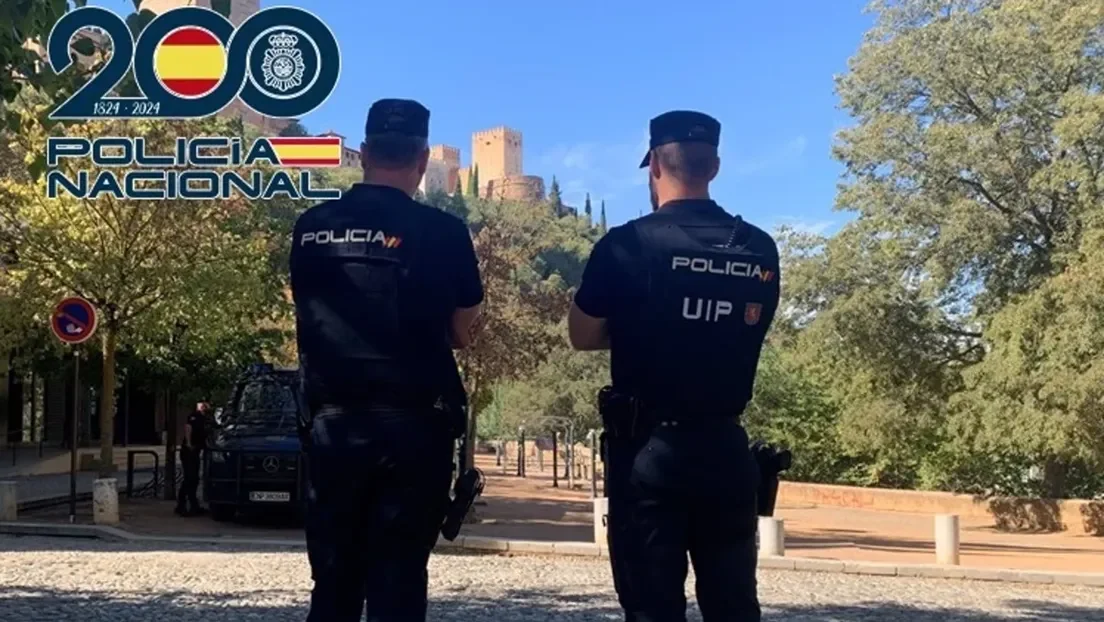Un marroquí roba con navaja a turistas valencianos en Granada y lo hallan inconsciente y semidesnudo días después