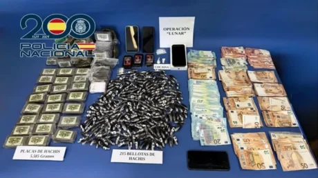 Detenidos dos individuos por tráfico de drogas en Ponferrada (León): uno enfrenta un expediente de expulsión de España por situación irregular - mayo 2025