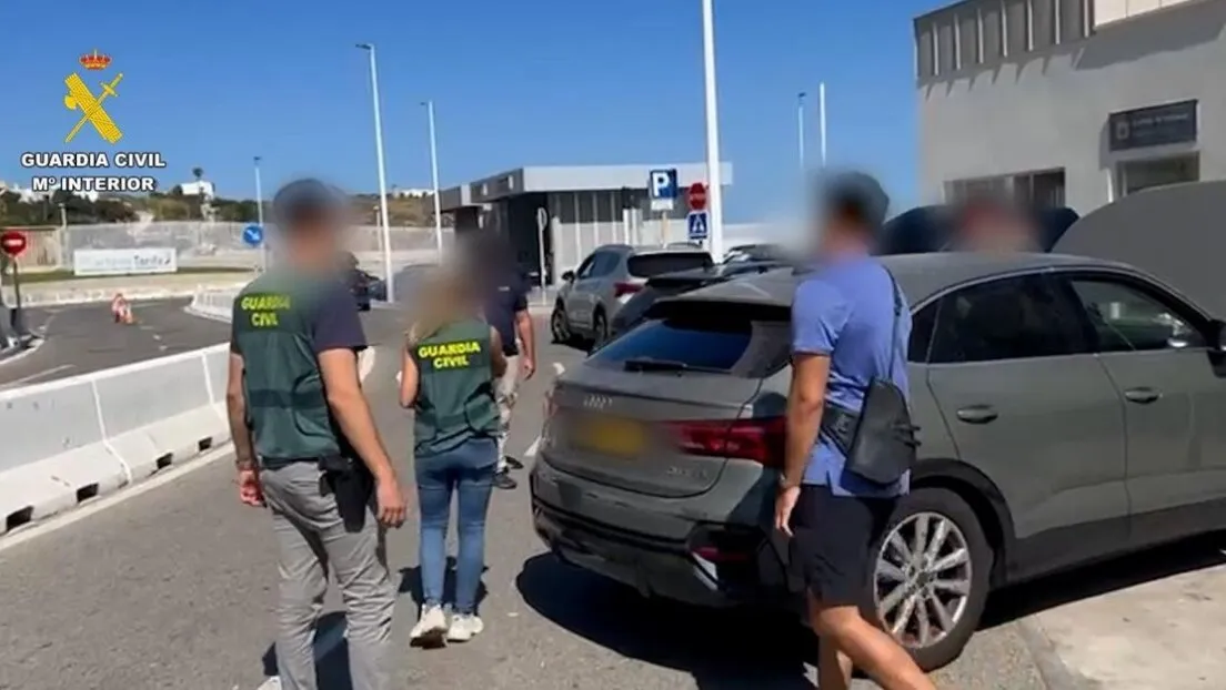 Seis meses de prisión a un marroquí por intentar trasladar de Ceuta a Marruecos un coche robado en Francia
