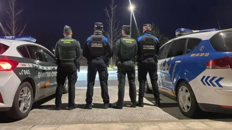Detenida una banda de cinco magrebíes por robar 25 móviles y cometer varias agresiones en las fiestas de Sarriguren (Navarra) - junio 2025