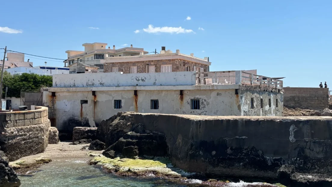 Vecinos de El Peñón de Palma de Mallorca denuncian los crecientes robos y asaltos a viviendas por okupas argelinos