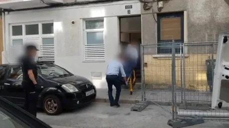 Detenido un peruano por matar a puñaladas a su pareja en el barrio de Sagrada Familia (La Coruña) - junio 2025