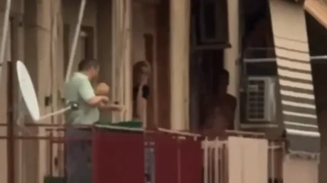 Detenido en Elche un argelino tras retener a una menor con un cuchillo al grito de «Allahu Akbar», amenazar a otras niñas y a la Policía - junio 2025