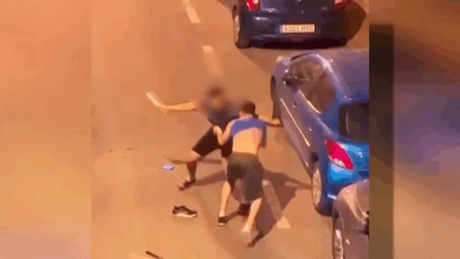 Salvaje pelea entre dos marroquíes con cuchillo y palo de golf en Ciempozuelos (Madrid)